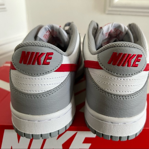 Nike Dunk Low GS Wolf Grey/University Red-White - Picture 3 of 6